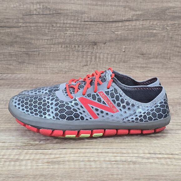 New Balance Minimus Women's Size 7 Gray Red Barefoot Trail Running Shoes (WR1GP) - Picture 3 of 9